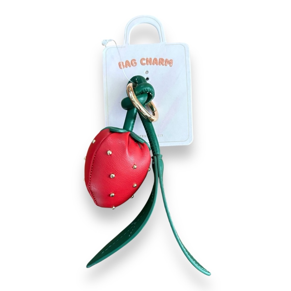 Anthropologie Melie Bianco Fruit Bag Charm Red Strawberry NWT - Picture 3 of 5